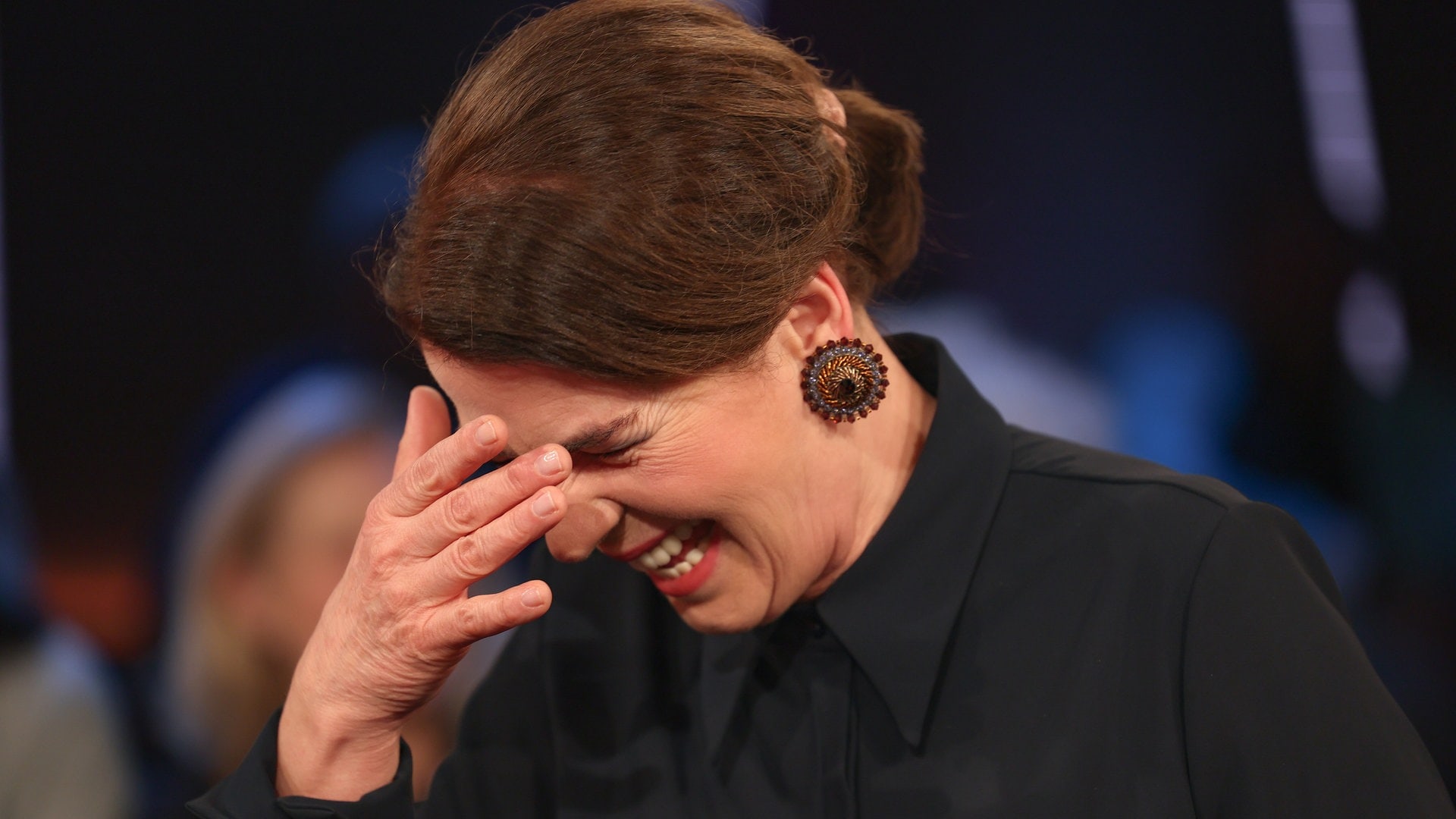 Wir zeigen Susanne Daubner und ihre 5 Top-Momente beim Jugendwort!