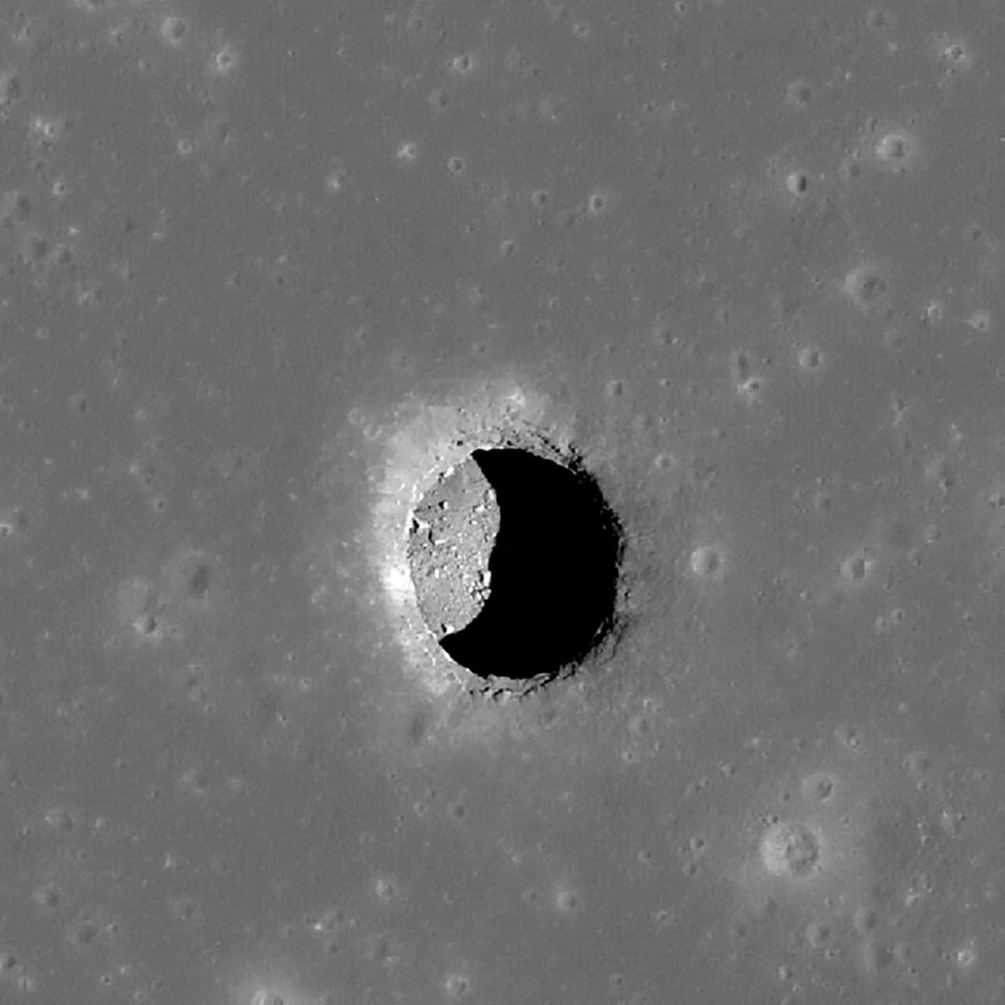 Houston, mir haben... eine Höhle auf dem Mond episode artwork