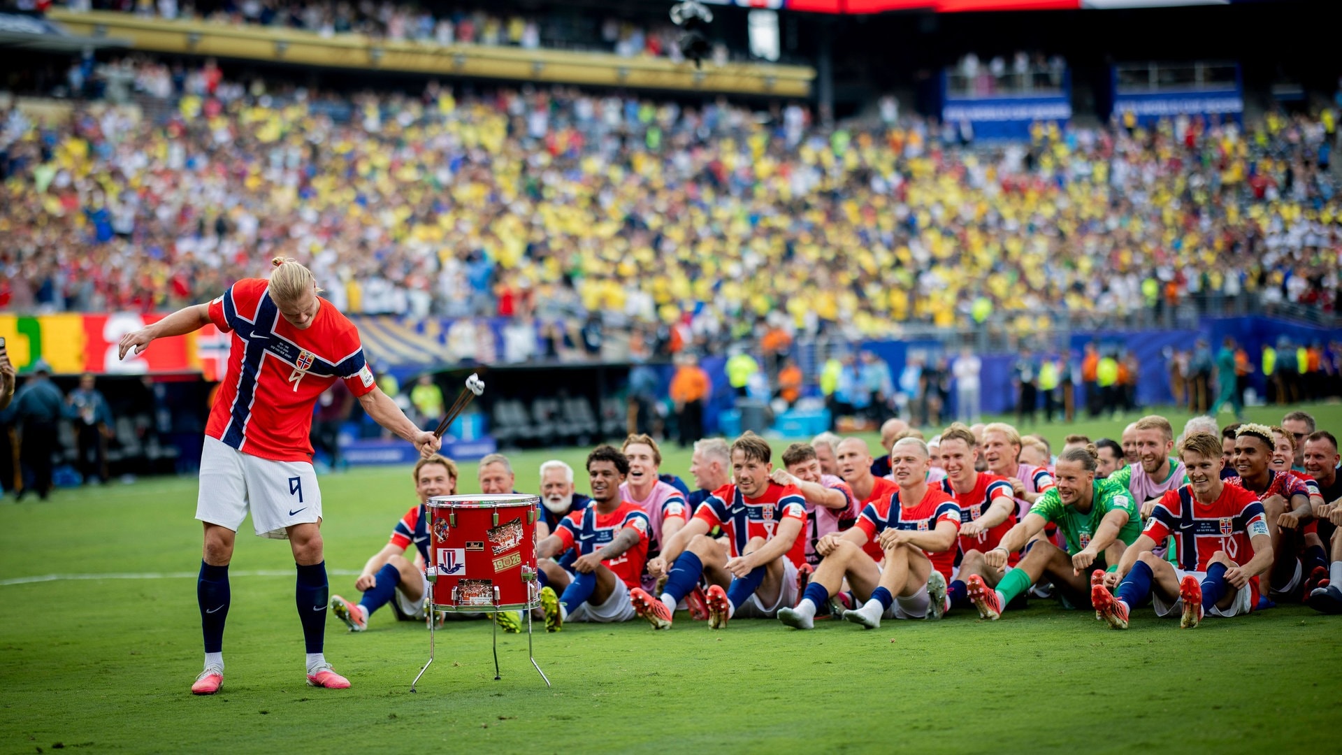 Ikonische WM-Trommel der Norweger für guten Zweck versteigert